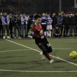  年轻教练运筹帷幄，战术革新激活球队潜能