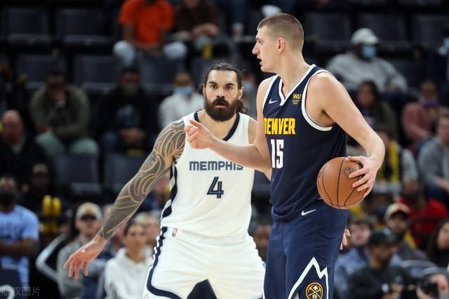  约基奇三双助掘金主场力克爵士