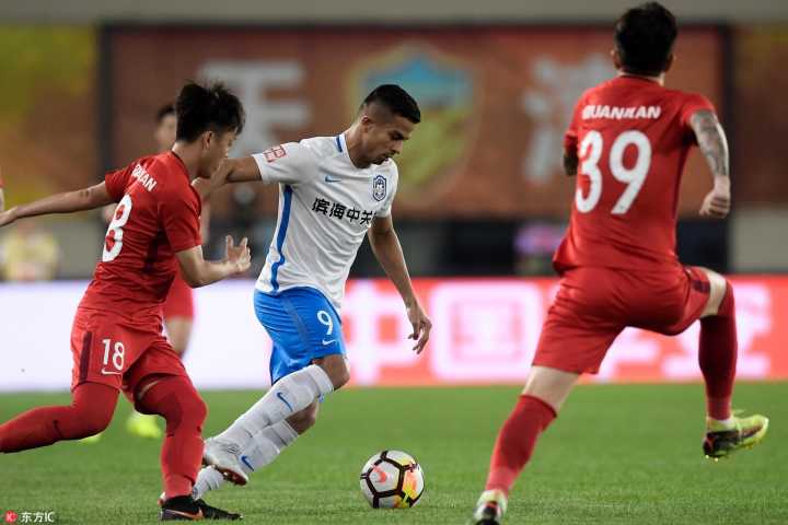  中超联赛上演进球大战，本土前锋强势崛起