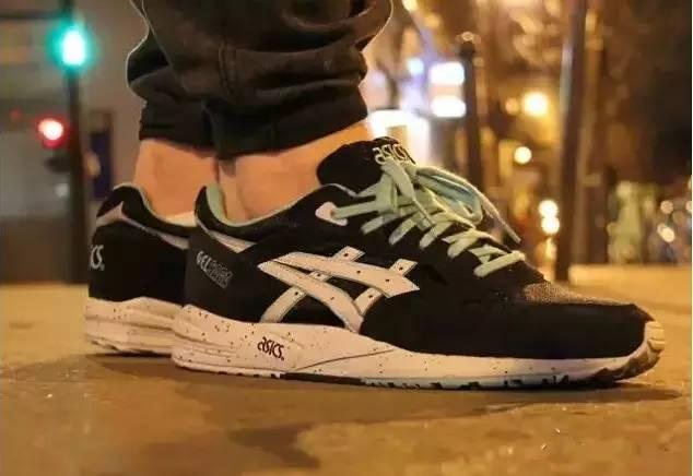  知名运动品牌推出限量款，联名设计师打造战袍